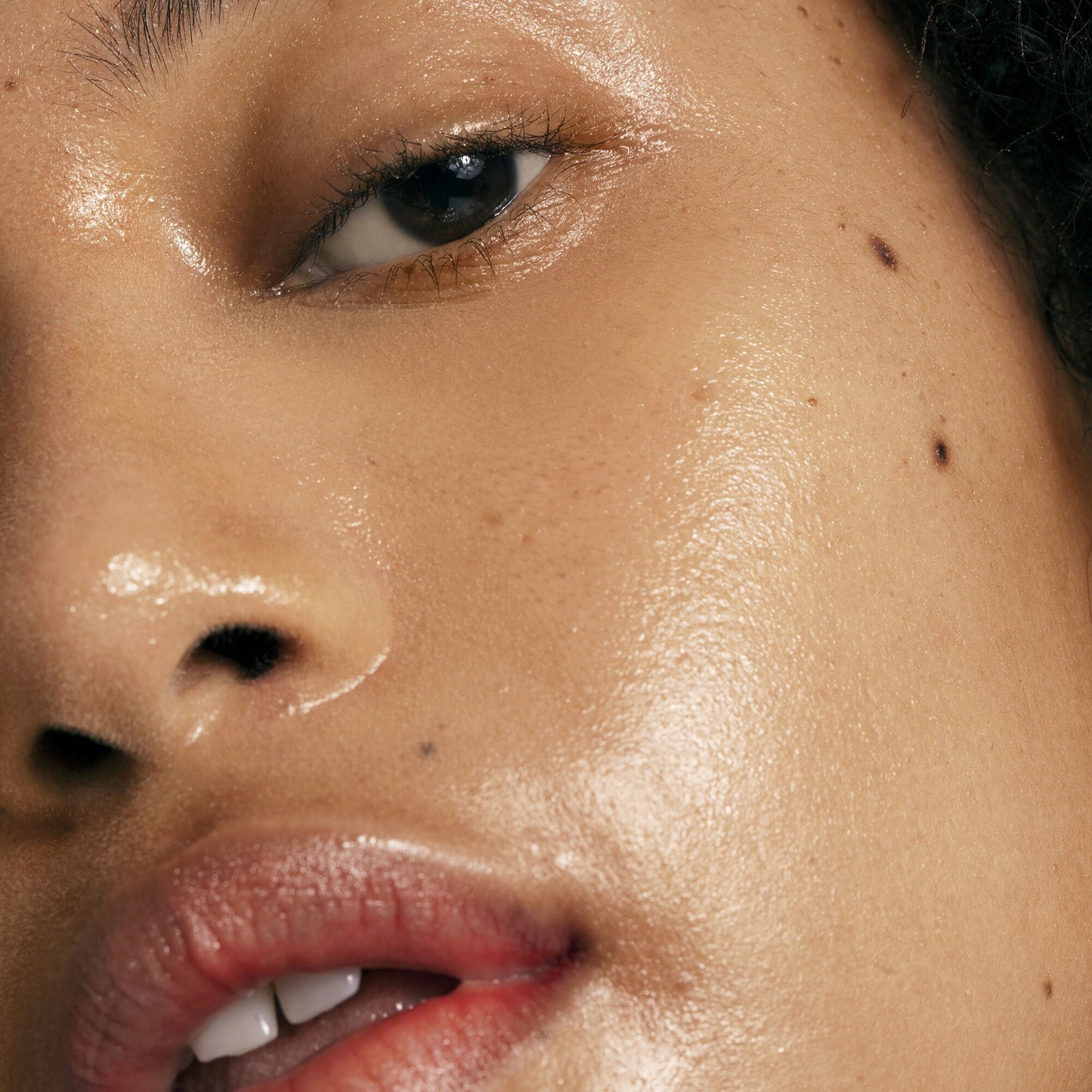 pure-skin-toner-p3 0122_Elf-Pure_Cindy_002_IGF.jpg