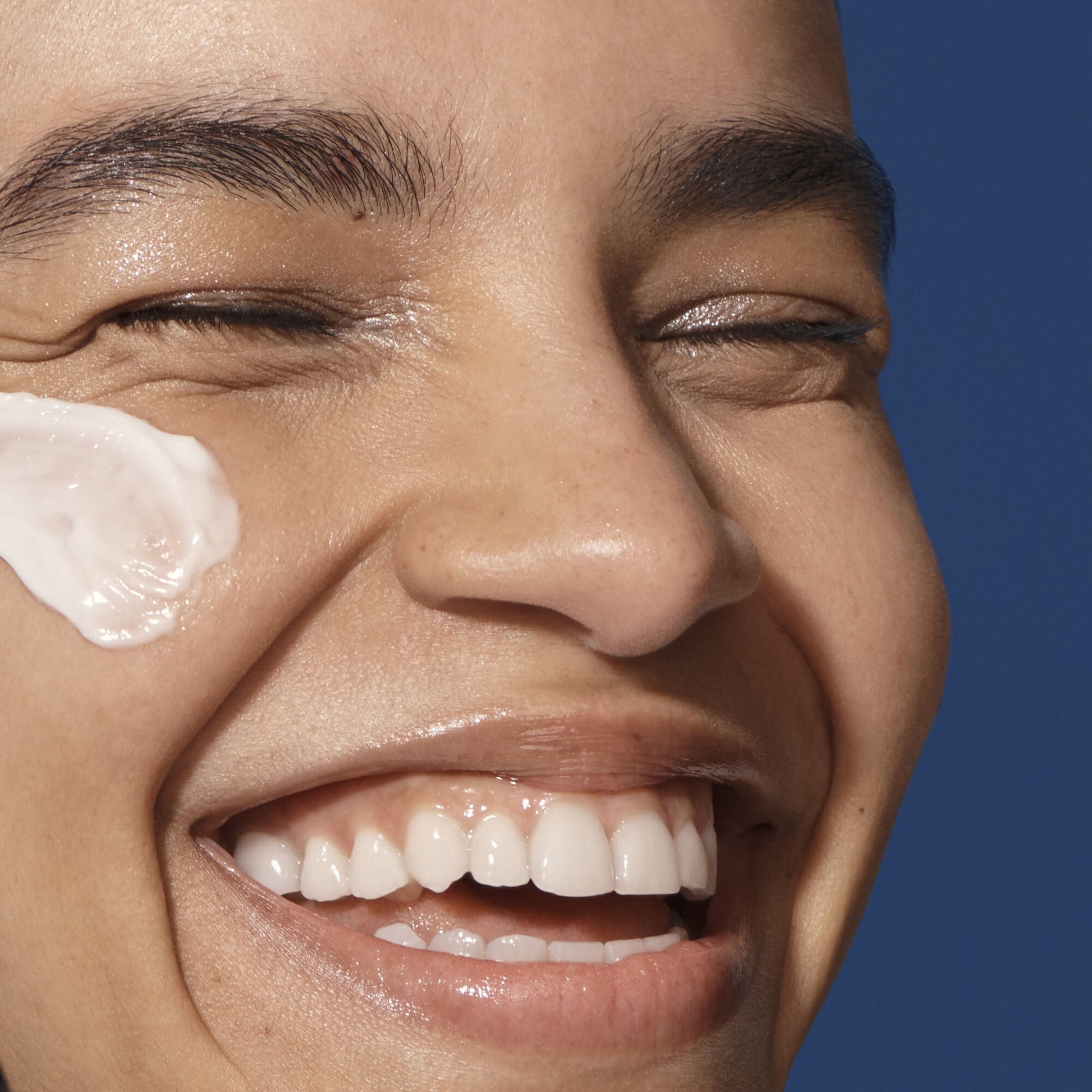 holy-hydration-barrier-goals-cream-c2 042325_SKIN_Austria_HHBC_Strength-Hero_095_v3_RGB_IGF_2d42c5ec-d798-4ca6-b58a-d9291443e5ac.jpg