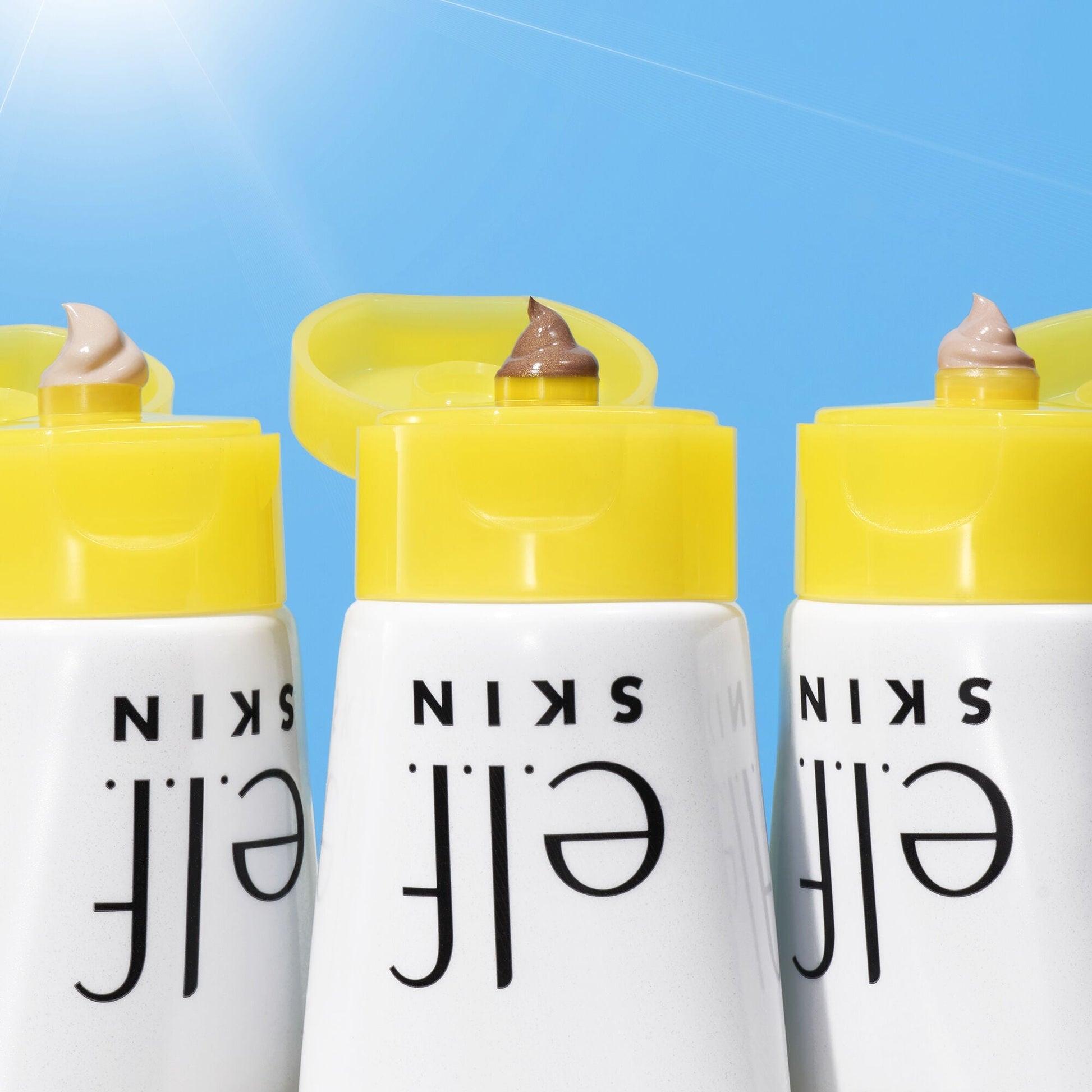 suntouchable-whoa-glow-spf-30-b5 042423_WhoaGlow_Macro_Main-2_IGF_b003ce36-775b-47d0-9dab-e2cd4030ba37.jpg