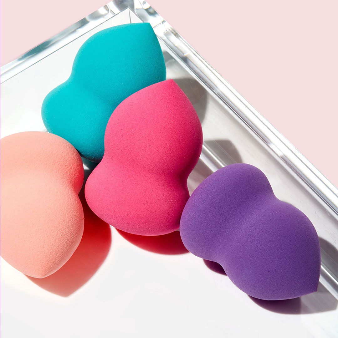 blending-sponge-peach-n5 0619_SocialIGF_Sponges4.jpg