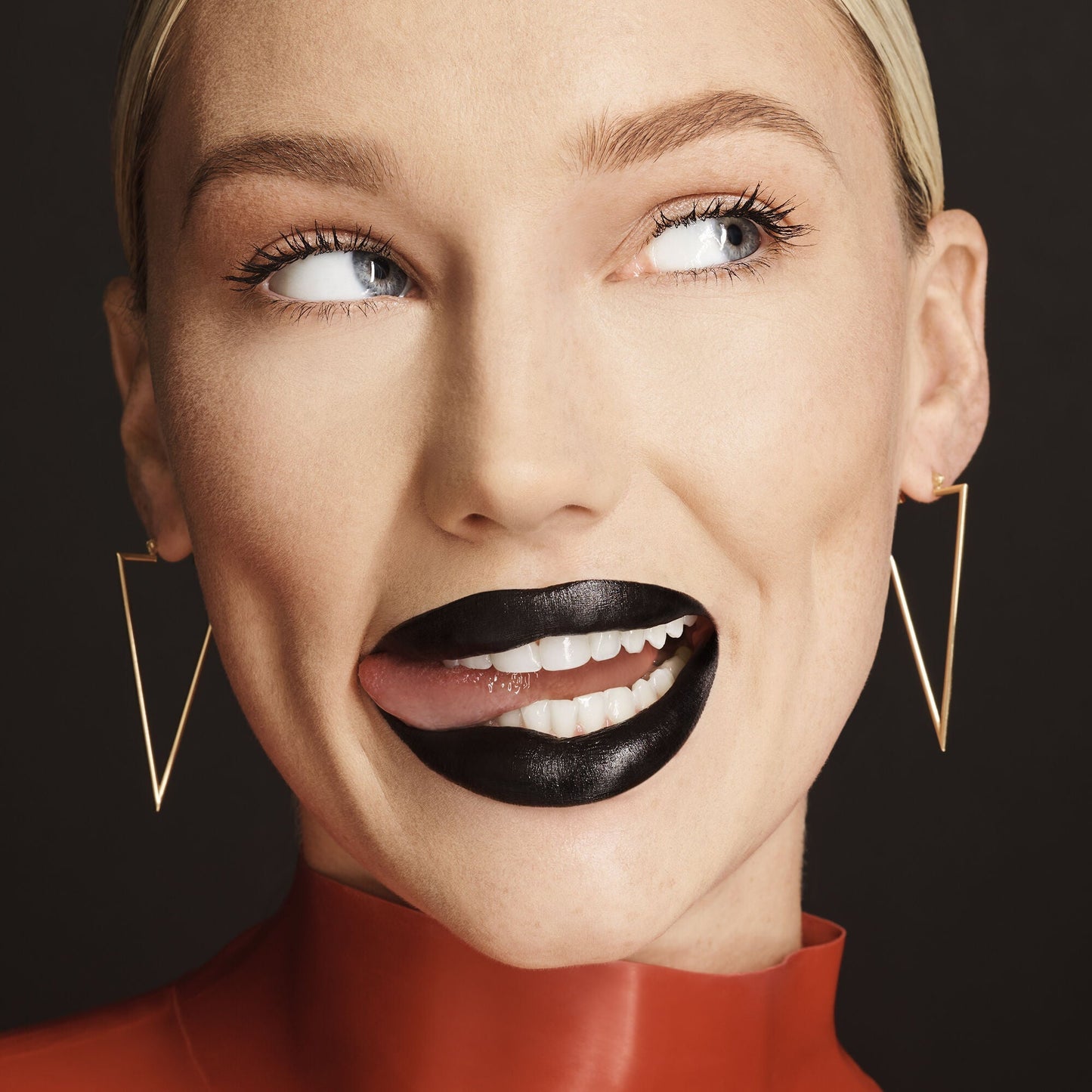 o-face-satin-lipstick-b0 071222_MD_Look4_0124_FINAL_RGB_IGF.jpg