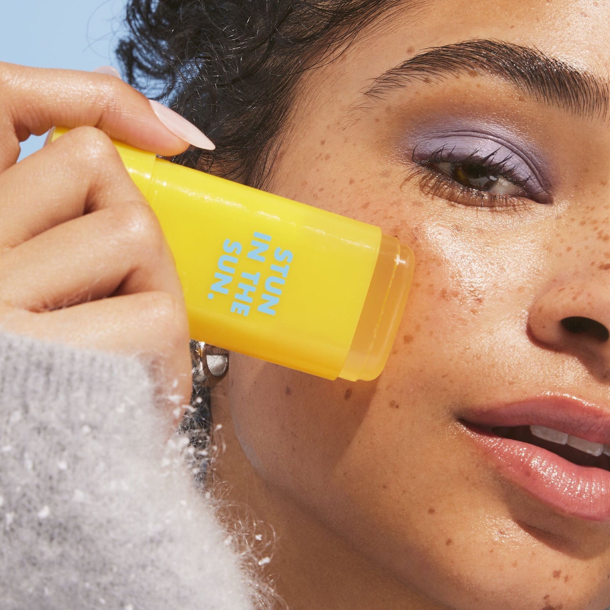 suntouchable-invisi-stick-spf-50-s0 091924_Aiyana_Sunwich2_2468_FINAL_RGB_IGF2.jpg