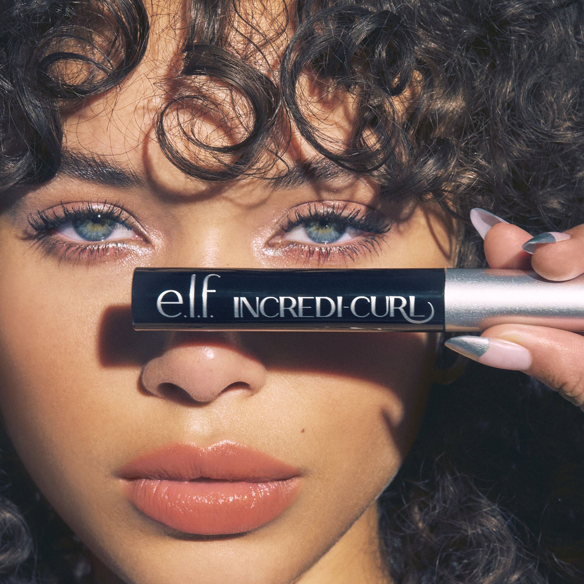 incredi-curl-mascara-k6 100724_elf_Alexa_IncrediCurl_After_0473_FINAL_V1_RGB_IGF_4909dedf-6085-4b66-b6fa-23af48640378.jpg