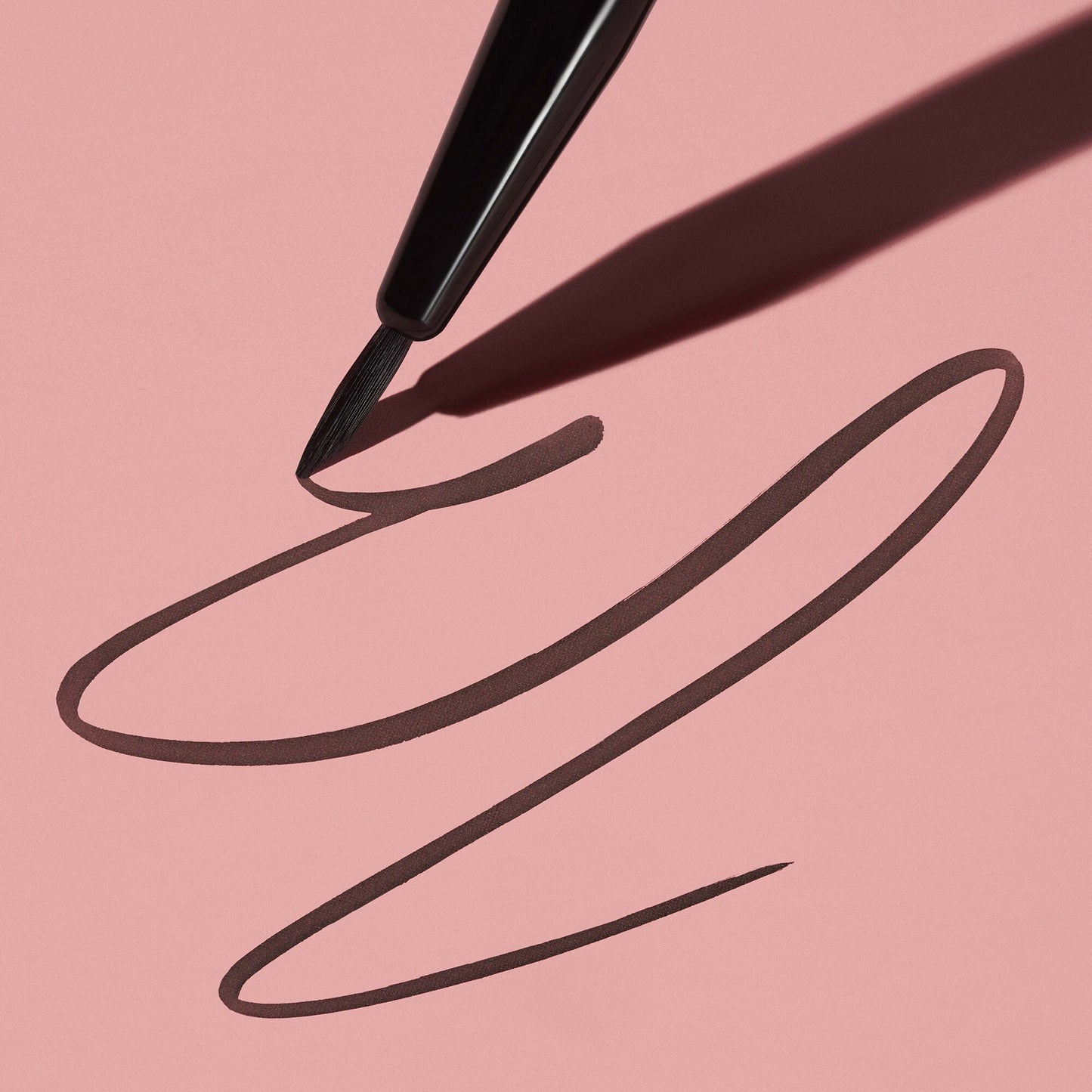 ultra-fine-eyeliner-brush-z5 111124_elf_UltraFine_Brush_0057_MAIN-2-HELICON_358_w2QC_IGF.jpg