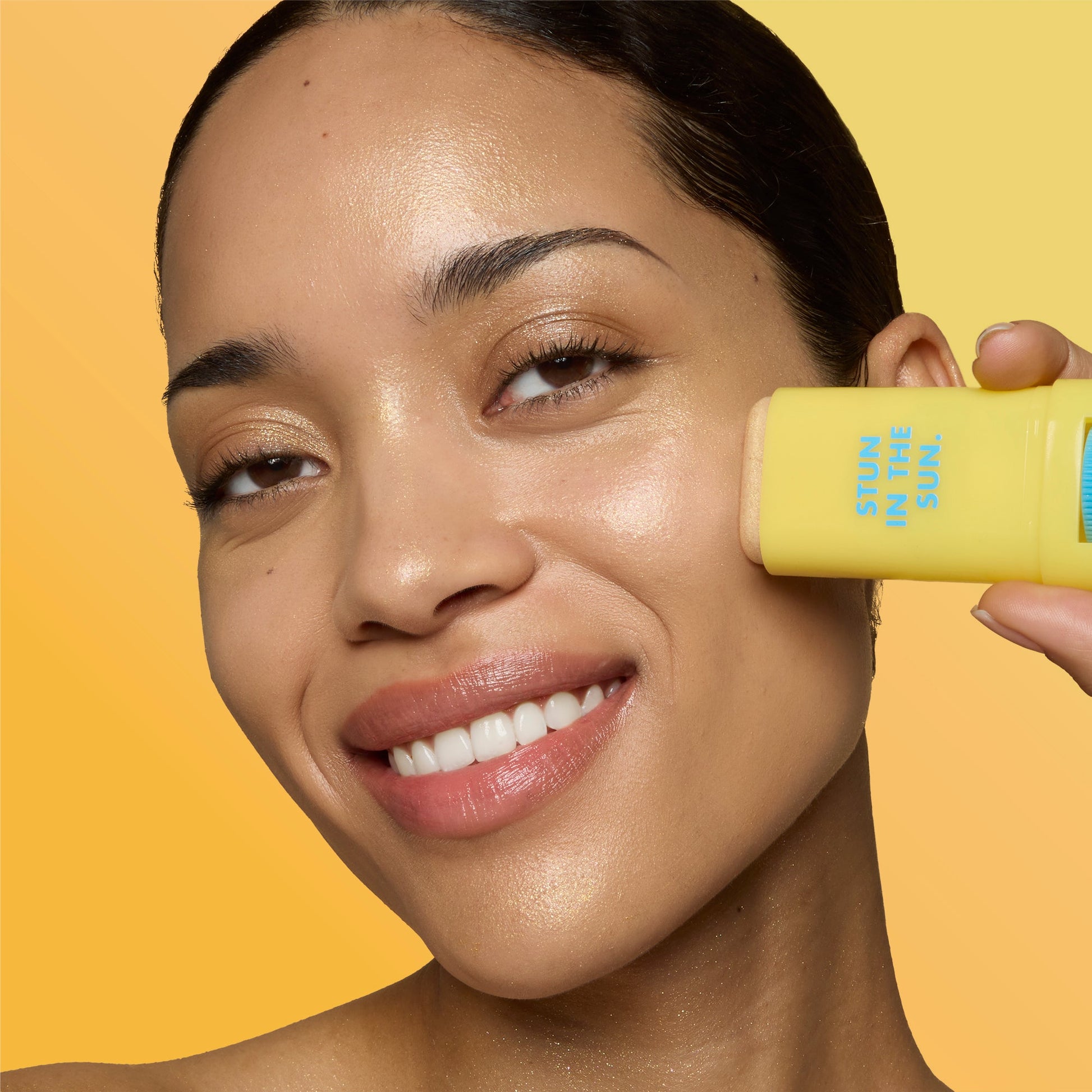 suntouchable-invisi-stick-spf-50-glitz-j7 57109_SUNTOUCHABLES_INVISI_STICK_CELINE_0221_V5.jpg