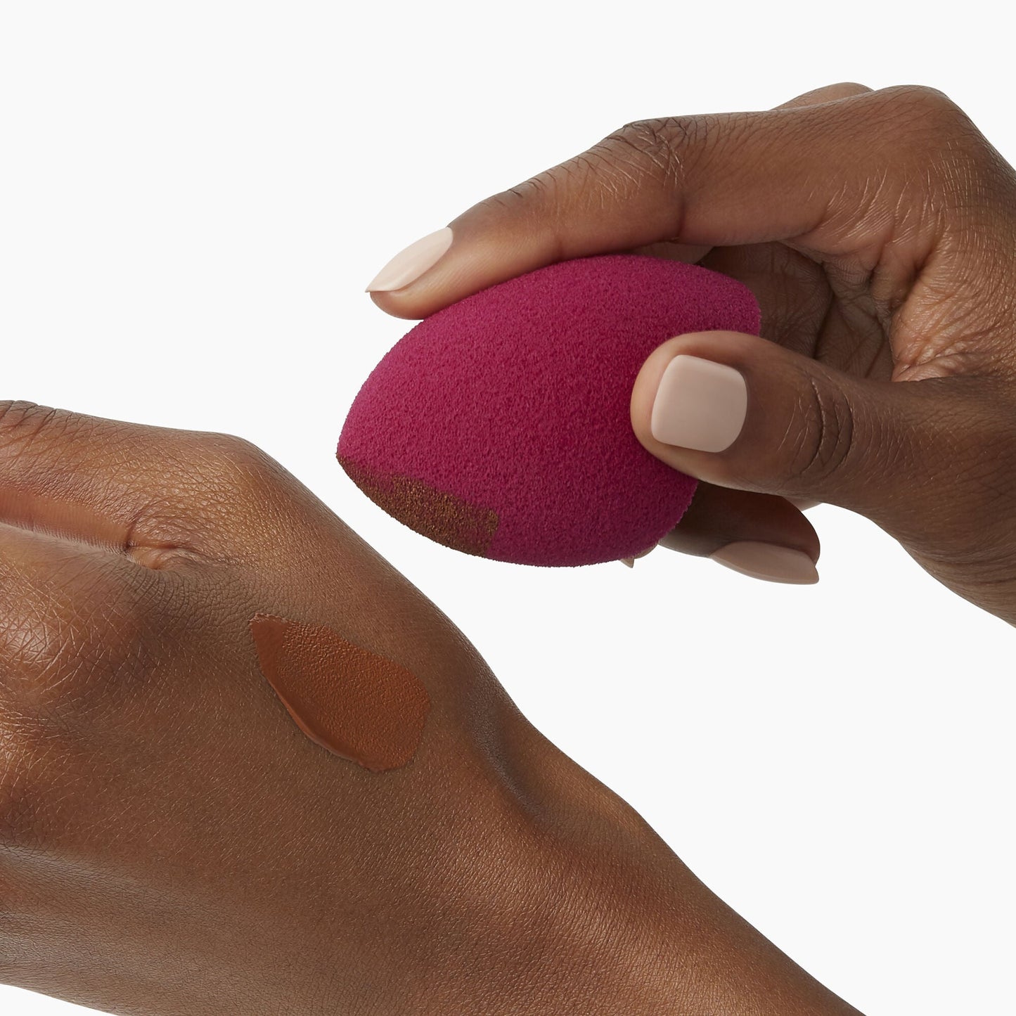 total-face-sponge-duo-a0 84061_TotalFaceSponge_047_V2.jpg