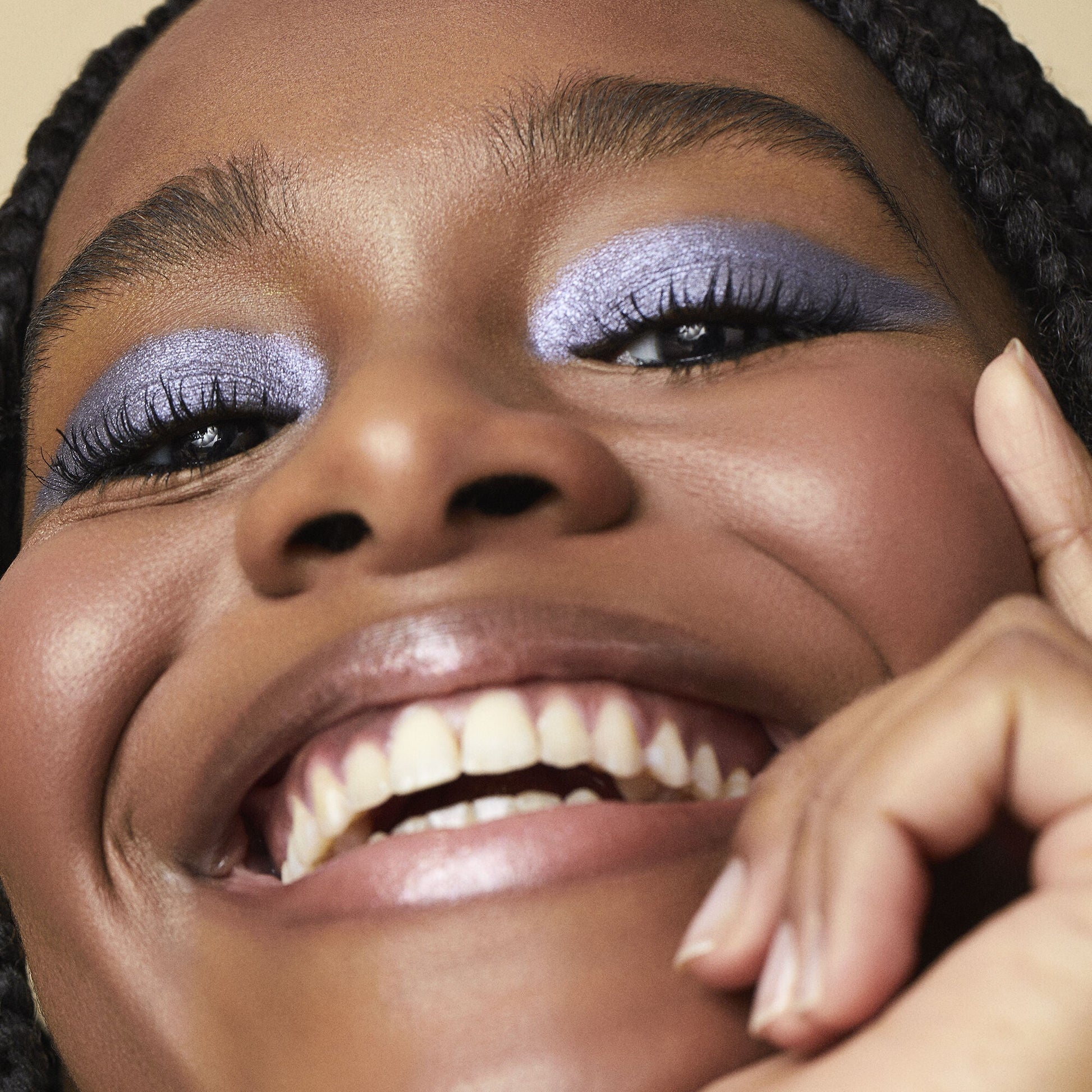 bite-size-eyeshadow-f8 Acai_EyePuttyPrimer_White_Macro_153_hi_20res_20final_IGF.jpg